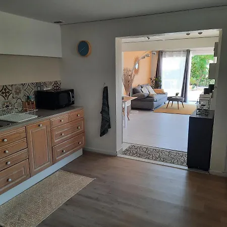 Lejlighed Bas De Villa, 65 M2, Entre Et Centre-ville Le Pradet